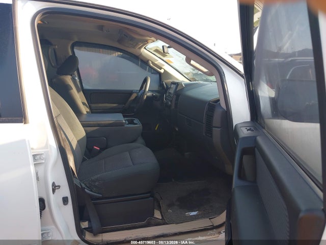 45719603 :رقم المزاد ، 1N6AA0EJ5DN307494 vin ، 2013 Nissan Titan Sv مزاد بيع