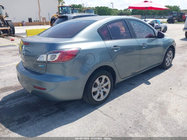 2013 Mazda Mazda3 I Sport მანქანა იყიდება აუქციონზე, vin: JM1BL1U70D1705748, აუქციონის ნომერი: 45719616