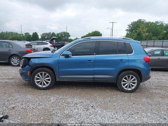 Продажа на аукционе авто 2017 Volkswagen Tiguan 2.0t Wolfsburg Edition, vin: WVGRV7AX6HW507941, номер лота: 45719626