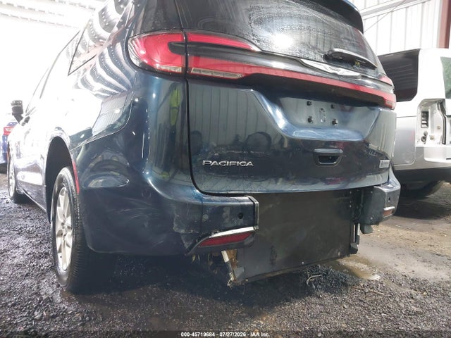 45719684 :رقم المزاد ، 2C4RC1FG4RR180398 vin ، 2024 Chrysler Pacifica Touring مزاد بيع