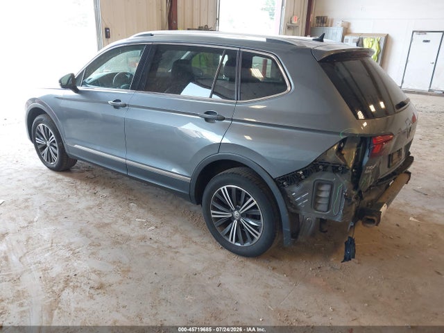 2018 Volkswagen Tiguan 2.0t Se/2.0t Sel მანქანა იყიდება აუქციონზე, vin: 3VV2B7AX1JM014657, აუქციონის ნომერი: 45719685