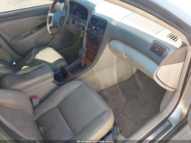 Продажа на аукционе авто 2000 Lexus Es 300, vin: JT8BF28G4Y0272663, номер лота: 45719710