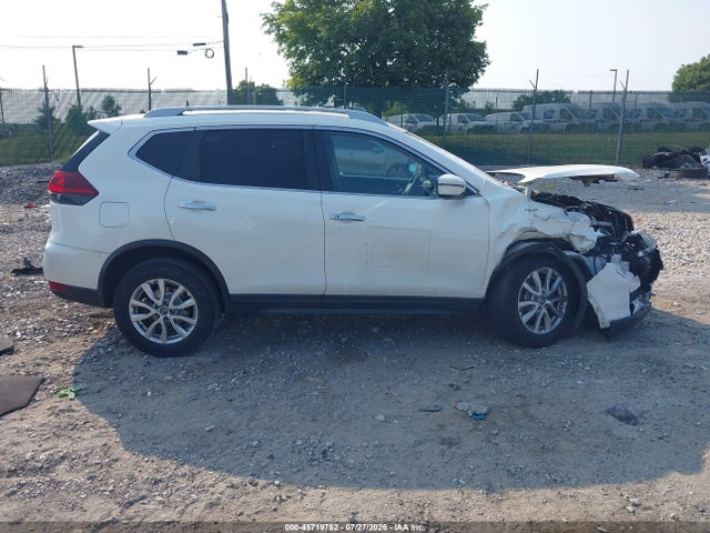 2018 Nissan Rogue Sv მანქანა იყიდება აუქციონზე, vin: 5N1AT2MV4JC801992, აუქციონის ნომერი: 45719762