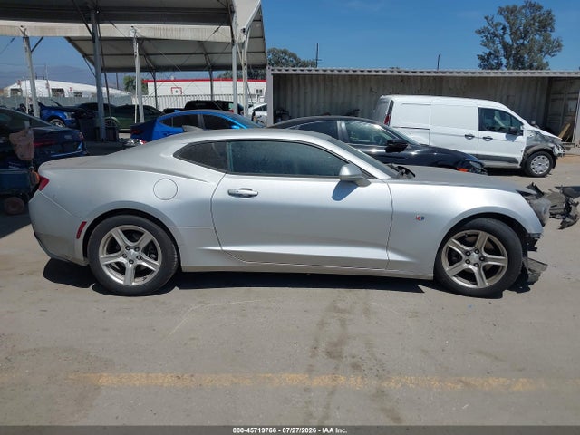 Chevrolet Camaro 1ls 2018 1G1FA1RS8J0140101 Image 13
