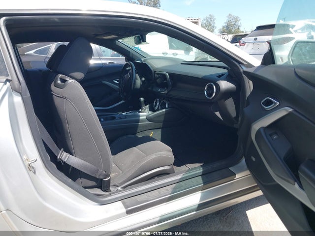 Chevrolet Camaro 1ls 2018 1G1FA1RS8J0140101 Image 5