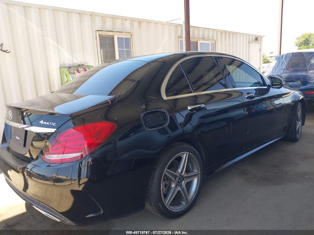 55SWF4KB0JU272497 Mercedes-Benz C 300 4matic