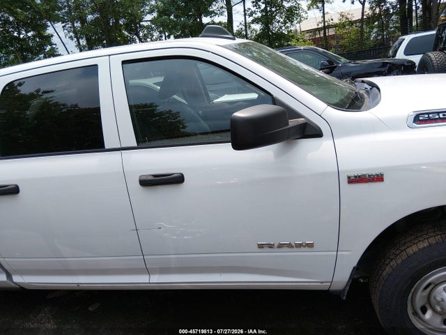 2019 Ram 2500 Tradesman  4x2 8' Box მანქანა იყიდება აუქციონზე, vin: 3C6UR4HJ6KG592487, აუქციონის ნომერი: 45719813