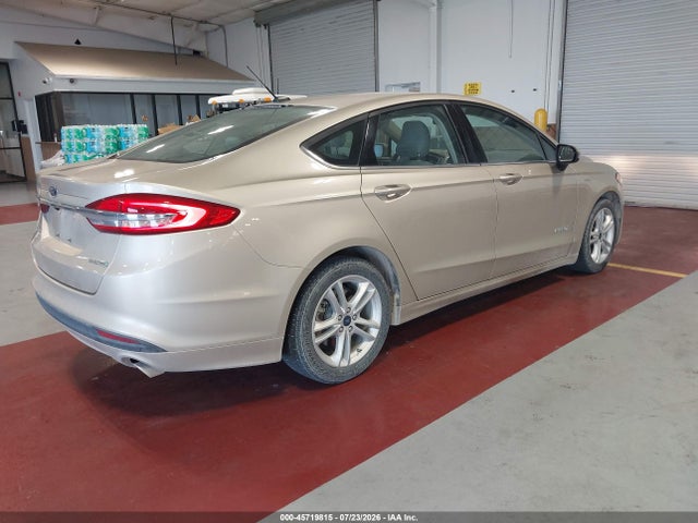 Ford Fusion Hybrid S 2018 3FA6P0UU4JR235771 Image 4