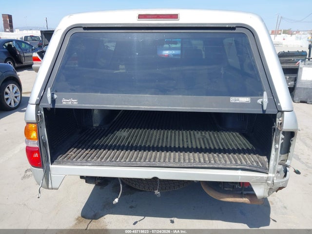 45719823 :رقم المزاد ، 5TEVL52N71Z725678 vin ، 2001 Toyota Tacoma مزاد بيع