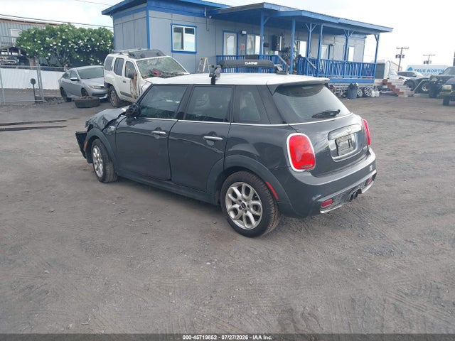 Продаж на аукціоні авто 2015 Mini Hardtop Cooper S, vin: WMWXU3C56F2B58108, номер лоту: 45719852
