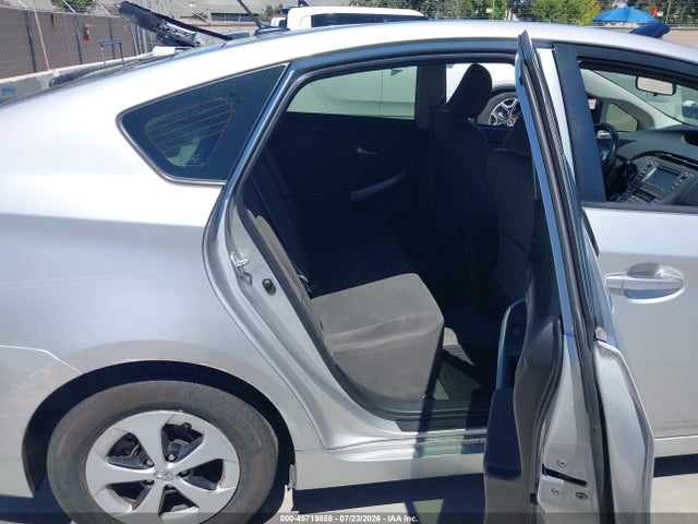 Toyota Prius Three 2014 JTDKN3DU1E1738674 Image 8