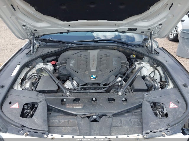 45719868 :رقم المزاد ، WBAYA8C51FD825582 vin ، 2015 Bmw 750i مزاد بيع