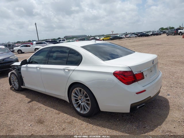 45719868 :رقم المزاد ، WBAYA8C51FD825582 vin ، 2015 Bmw 750i مزاد بيع