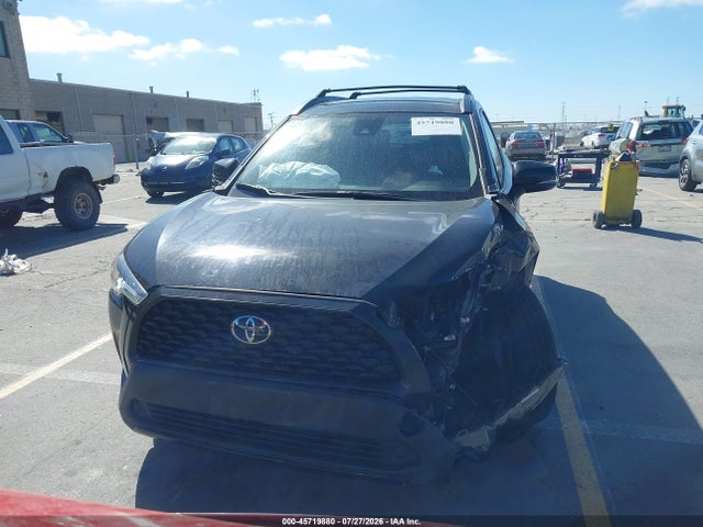 Toyota Corolla Cross Le 2022 7MUCAAAG0NV018052 Image 13