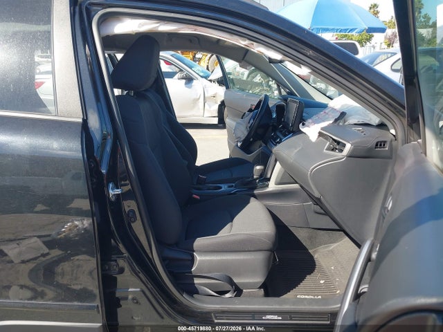 Toyota Corolla Cross Le 2022 7MUCAAAG0NV018052 Image 5