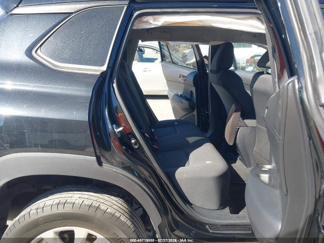 Toyota Corolla Cross Le 2022 7MUCAAAG0NV018052 Image 8