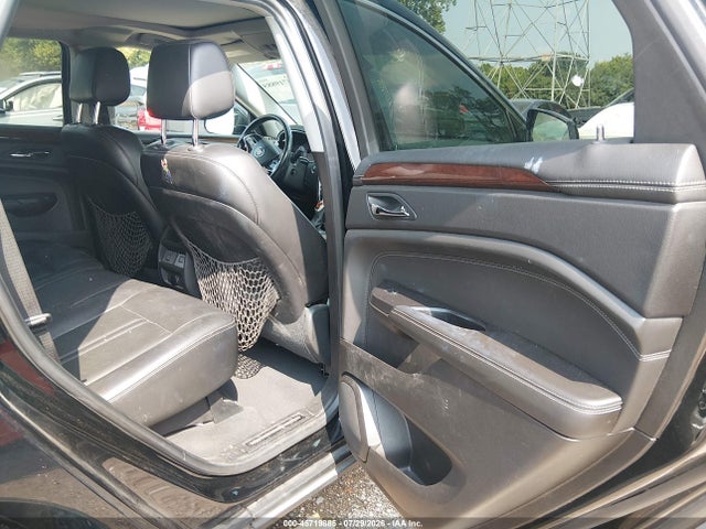 45719885 :رقم المزاد ، 3GYFNDE30DS563502 vin ، 2013 Cadillac Srx Performance Collection مزاد بيع