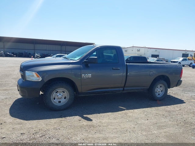 3C6JR7DG1KG503326 RAM 1500 Classic Tradesman 4x4 8&#039; Box
