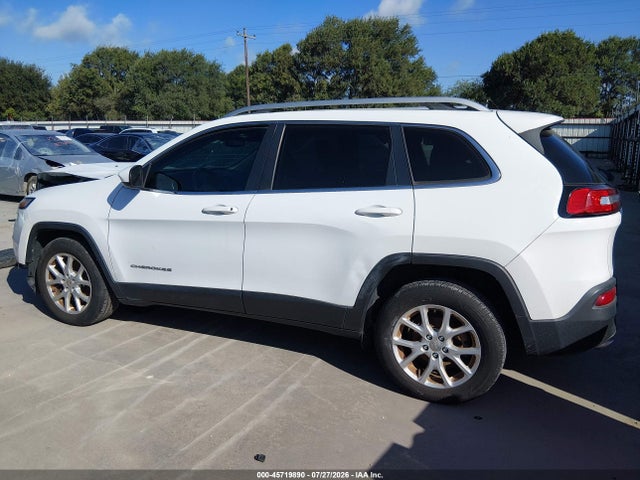 Продаж на аукціоні авто 2016 Jeep Cherokee Latitude, vin: 1C4PJLCB4GW173019, номер лоту: 45719890