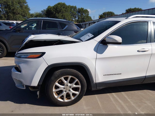 Продаж на аукціоні авто 2016 Jeep Cherokee Latitude, vin: 1C4PJLCB4GW173019, номер лоту: 45719890