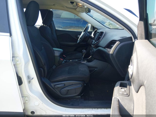 Продаж на аукціоні авто 2016 Jeep Cherokee Latitude, vin: 1C4PJLCB4GW173019, номер лоту: 45719890