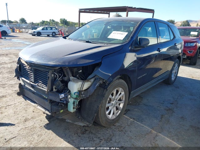 Chevrolet EQUINOX LS 2019 3GNAXHEV2KL275840 Image 2
