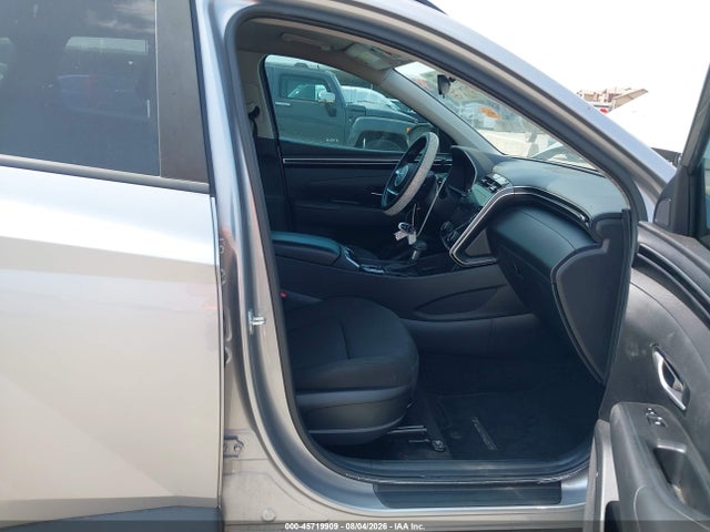 2023 Hyundai Tucson Sel მანქანა იყიდება აუქციონზე, vin: 5NMJB3AE6PH243235, აუქციონის ნომერი: 45719909
