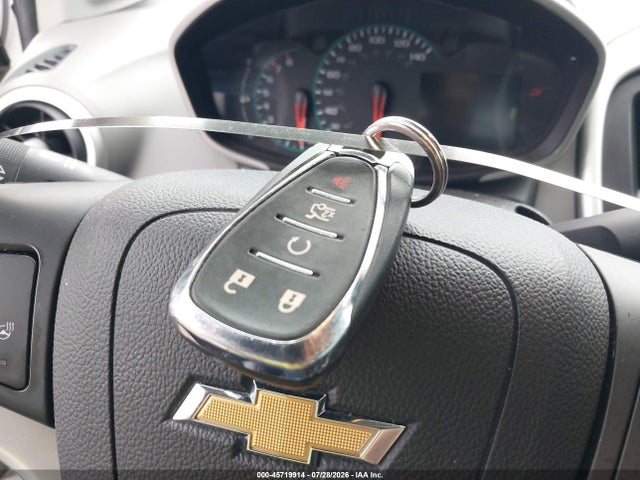 45719914 :رقم المزاد ، 1G1JF5SB9L4121002 vin ، 2020 Chevrolet Sonic Fwd  Premier مزاد بيع