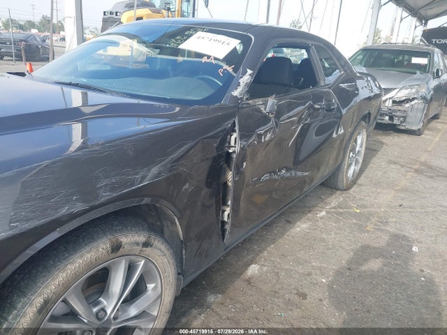 45719915 :رقم المزاد ، 2C3CDZGG5PH689584 vin ، 2023 Dodge Challenger Sxt Awd مزاد بيع