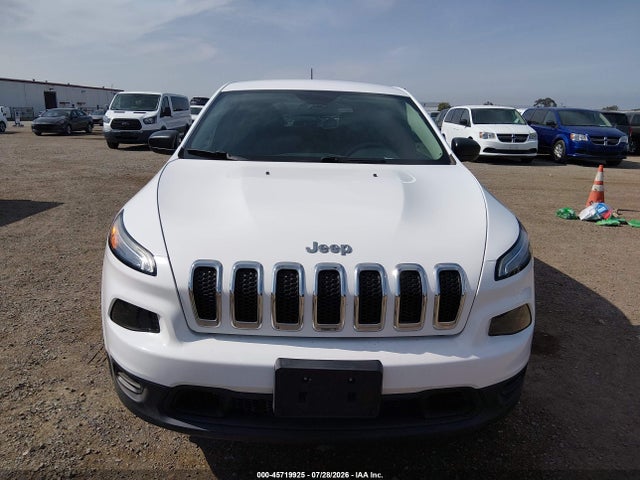 1C4PJMAB0HD225056 Jeep Cherokee Sport