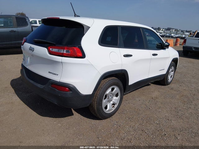 1C4PJMAB0HD225056 Jeep Cherokee Sport