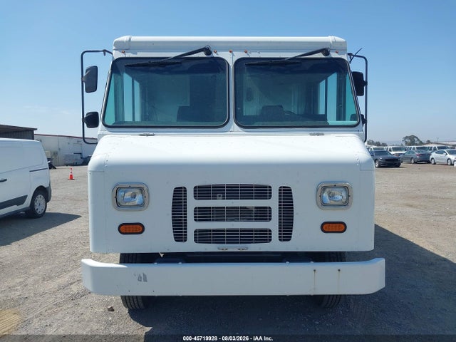 Ford E-350 Stripped 2017 1FC3E3KS8HDC66479 Image 13