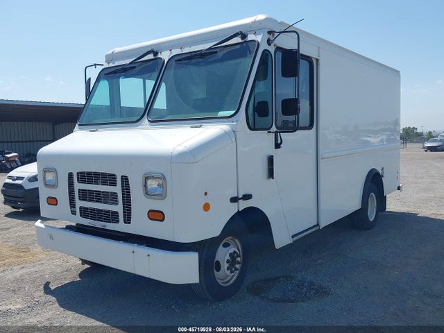 Ford E-350 Stripped 2017 1FC3E3KS8HDC66479 Image 2