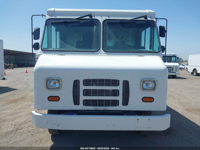 Ford E-350 Stripped 2017 1FC3E3KS7HDC66473 Image 13