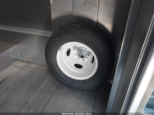 Ford E-350 Stripped 2017 1FC3E3KS7HDC66473 Image 12