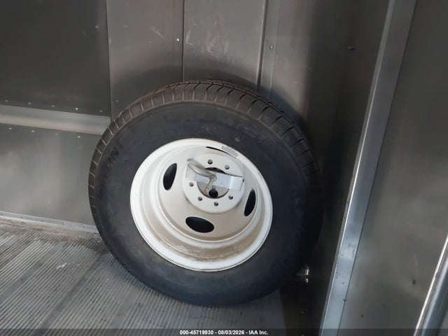 Ford E-350 Stripped 2017 1FC3E3KS8HDC66465 Image 12