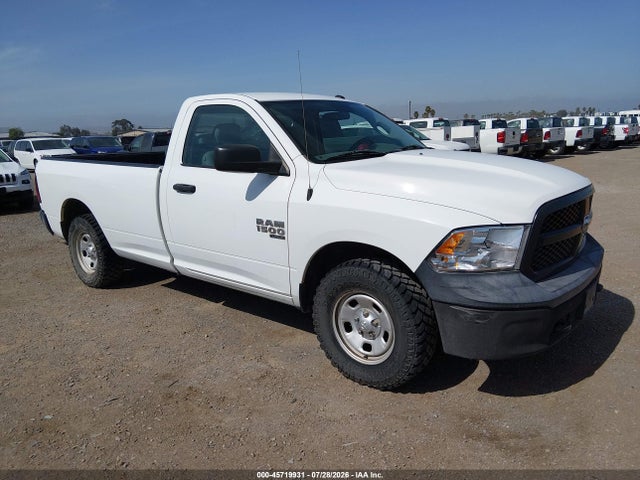 RAM 1500 Classic Tradesman 4x4 8' Box 2019 3C6JR7DG0KG504502 головне зображення