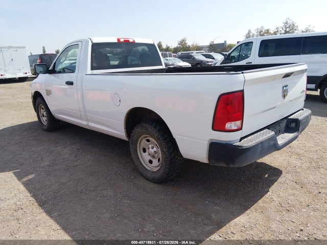 3C6JR7DG0KG504502 RAM 1500 Classic Tradesman 4x4 8&#039; Box