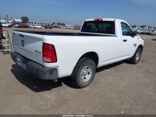 3C6JR7DG0KG504502 RAM 1500 Classic Tradesman 4x4 8&#039; Box