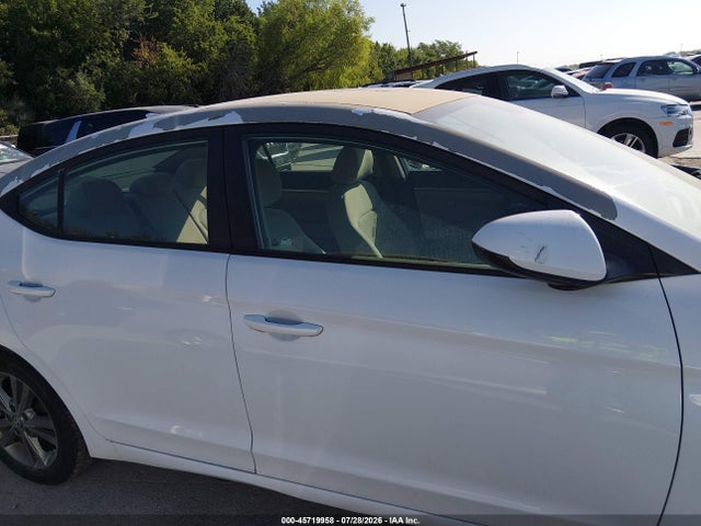 2017 Hyundai Elantra Se მანქანა იყიდება აუქციონზე, vin: 5NPD84LF8HH055618, აუქციონის ნომერი: 45719958