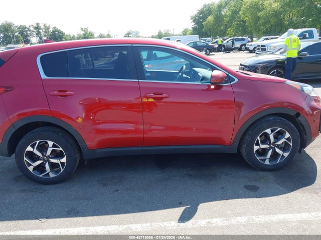 Продажа на аукционе авто 2022 Kia Sportage Lx, vin: KNDPMCAC2N7007964, номер лота: 45719966
