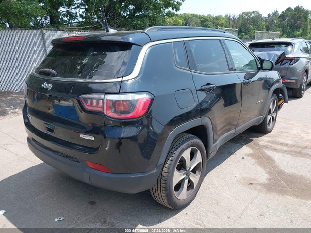 2017 Jeep New Compass Latitude 4x4 მანქანა იყიდება აუქციონზე, vin: 3C4NJDBB4HT688978, აუქციონის ნომერი: 45720009