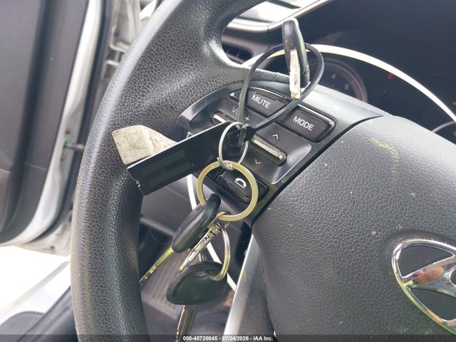 45720045 :رقم المزاد ، 5NPD74LFXKH418589 vin ، 2019 Hyundai Elantra Se مزاد بيع