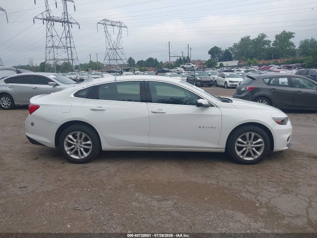 Продаж на аукціоні авто 2017 Chevrolet Malibu 1lt, vin: 1G1ZE5STXHF242700, номер лоту: 45720051
