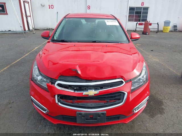 45720110 :رقم المزاد ، 1G1PE5SB9F7256335 vin ، 2015 Chevrolet Cruze 2lt Auto مزاد بيع