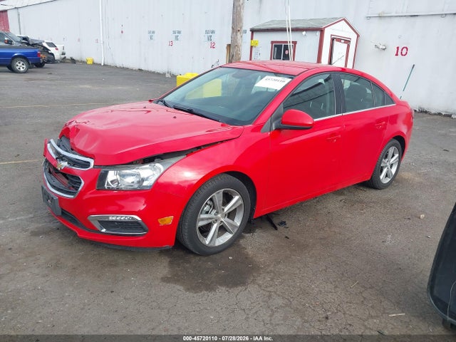 45720110 :رقم المزاد ، 1G1PE5SB9F7256335 vin ، 2015 Chevrolet Cruze 2lt Auto مزاد بيع