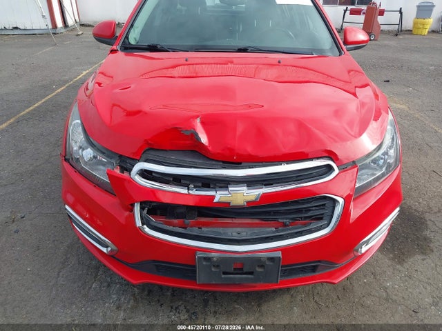 45720110 :رقم المزاد ، 1G1PE5SB9F7256335 vin ، 2015 Chevrolet Cruze 2lt Auto مزاد بيع
