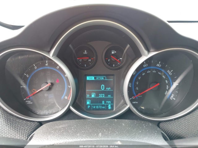 45720110 :رقم المزاد ، 1G1PE5SB9F7256335 vin ، 2015 Chevrolet Cruze 2lt Auto مزاد بيع