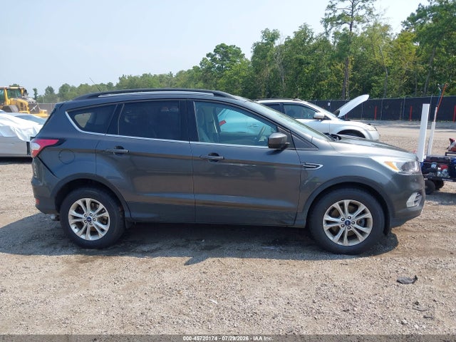 Продаж на аукціоні авто 2018 Ford Escape Se, vin: 1FMCU9GD2JUD39122, номер лоту: 45720174