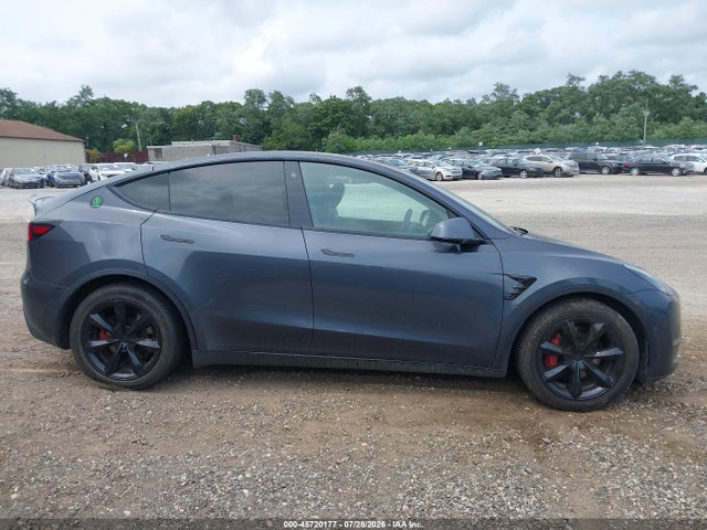 45720177 :رقم المزاد ، 5YJYGDEE0MF087870 vin ، 2021 Tesla Model Y Long Range Dual Motor All-wheel Drive مزاد بيع
